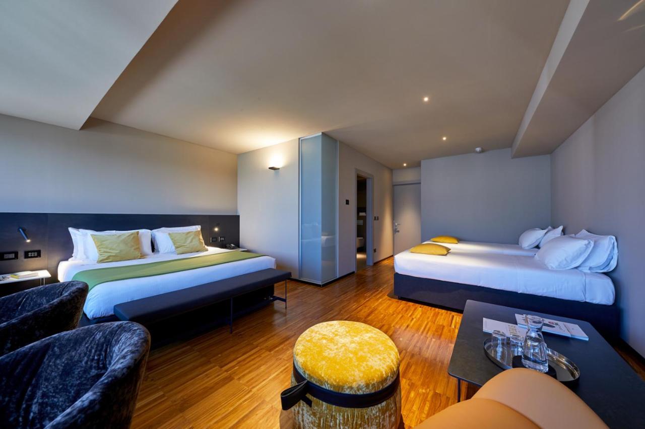 Delparco Hotel Buttrio Eksteriør billede